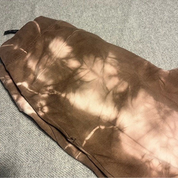 Lulu Brown and Pink Tie-Dye Joggers Small - Picture 7 of 8